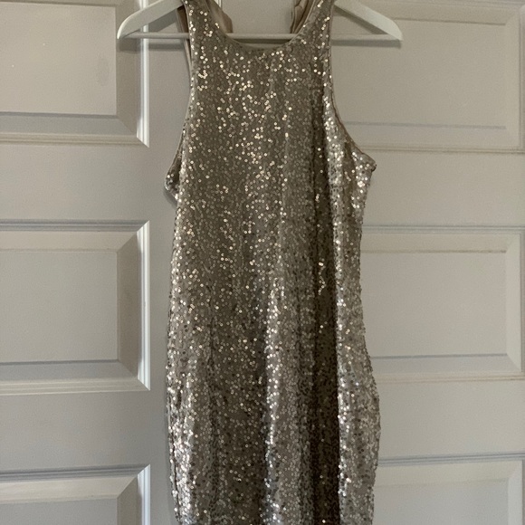 Medium sized hollister cocktail sequin dress - Picture 2 of 3